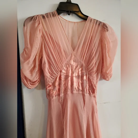 fitted pink dress PINK ROUND NECK SPANDEX MINI DRESS | CULT MIA main image 0